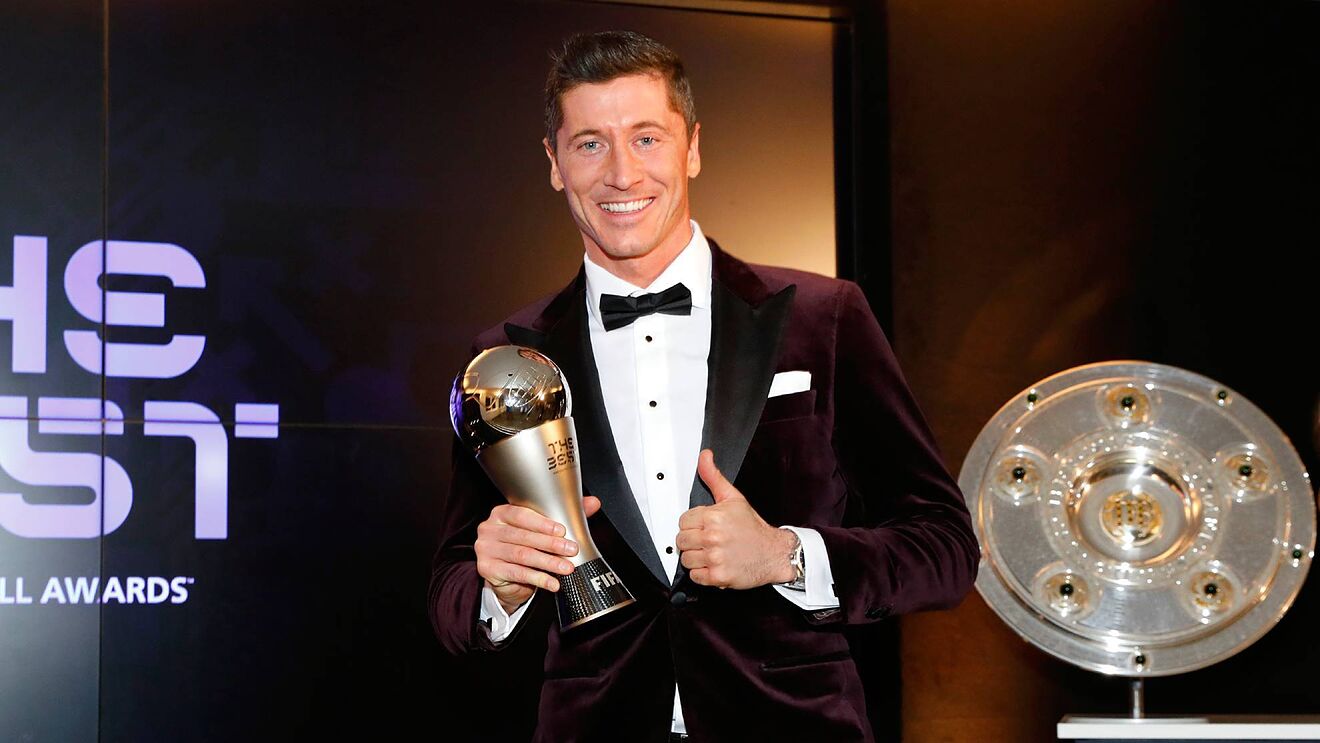 Imagen principal del artículo: Robert Lewandowski gana el premio The Best por delante de Messi y Salah