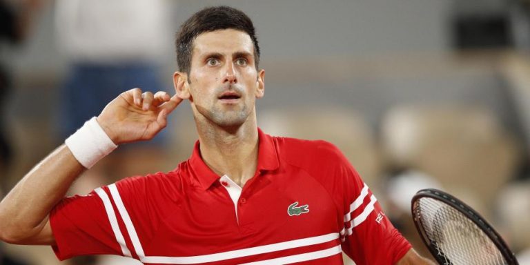 Novak Djokovic recibe un permiso especial para jugar el Abierto de Australia pese a que su vacunación sigue siendo un misterio