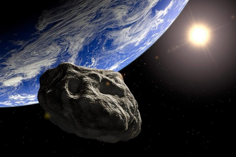 Asteroide de 1 kilómetro voló con seguridad cerca de la Tierra este martes