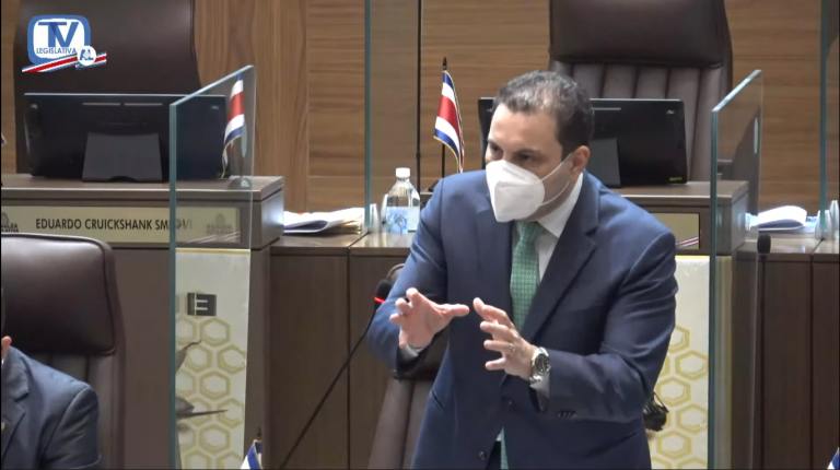 Diputados enviarán ley que limita reelección de autoridades municipales a consulta ante Sala IV