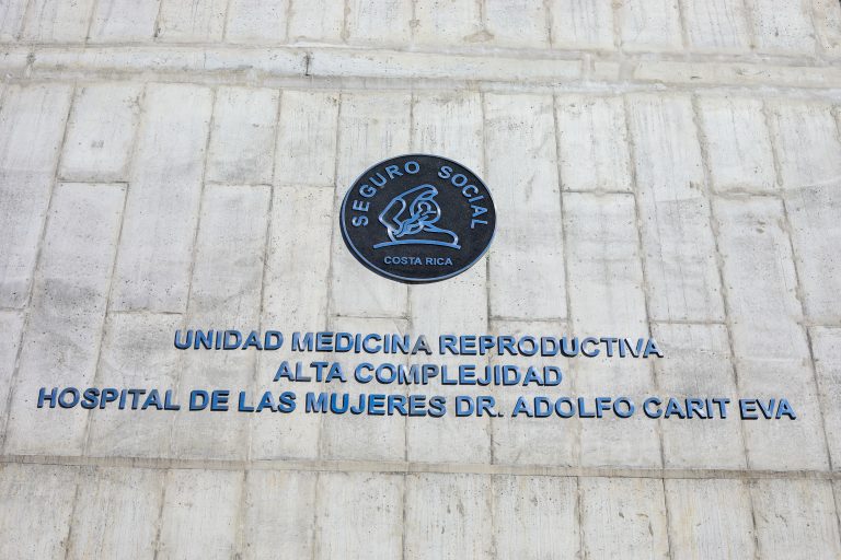 70 menores han sido concebidos por medio de la FIV en la Unidad especializada de la Caja