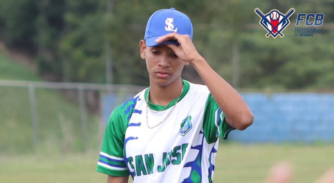 Imagen principal del artículo: Juan Estrella viajó a República Dominicana para probarse con Los Ángeles Dodgers