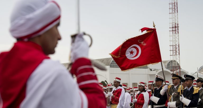 Túnez: presidente a un paso de concentrar todo el poder Estatal