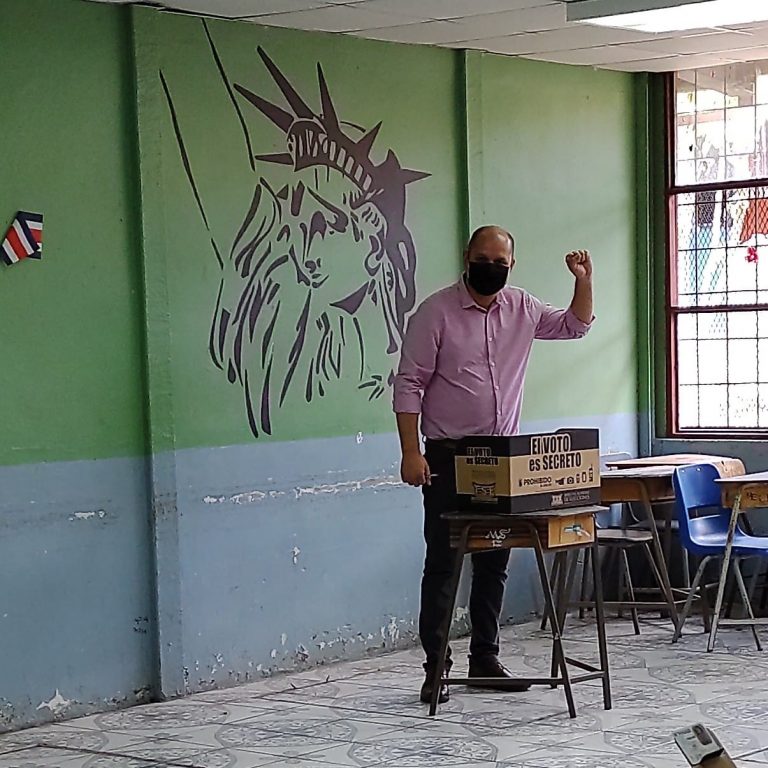 Sala IV condena arresto ilegítimo de excandidato presidencial Jhonn Vega