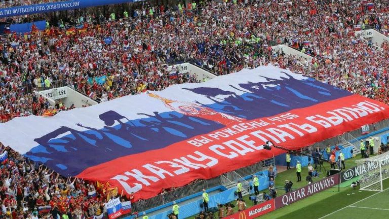 La FIFA cancela todos los partidos en Rusia y excluye los símbolos patrios de dicho país en los encuentros internacionales