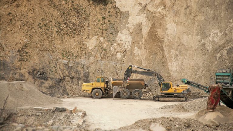 Gobierno de Honduras prohíbe la minería a cielo abierto