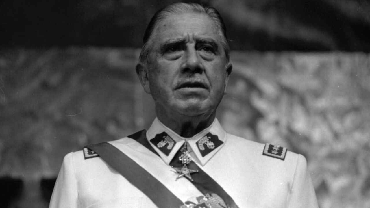 Imagen principal del artículo: Informe del Ejército chileno reconoce y condena crímenes perpetrados durante dictadura de Pinochet