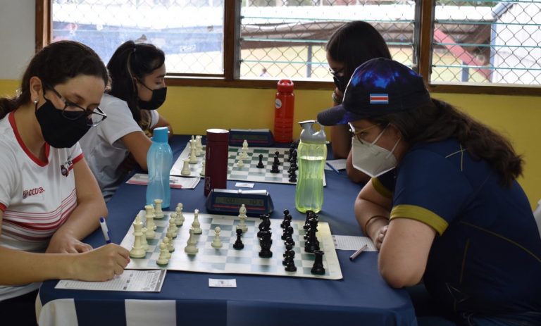 Oficial: colegios y escuelas deberán enseñar el ajedrez, según proyecto de ley recién aprobado