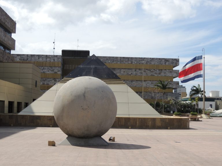 El voto público y la lucha contra la corrupción