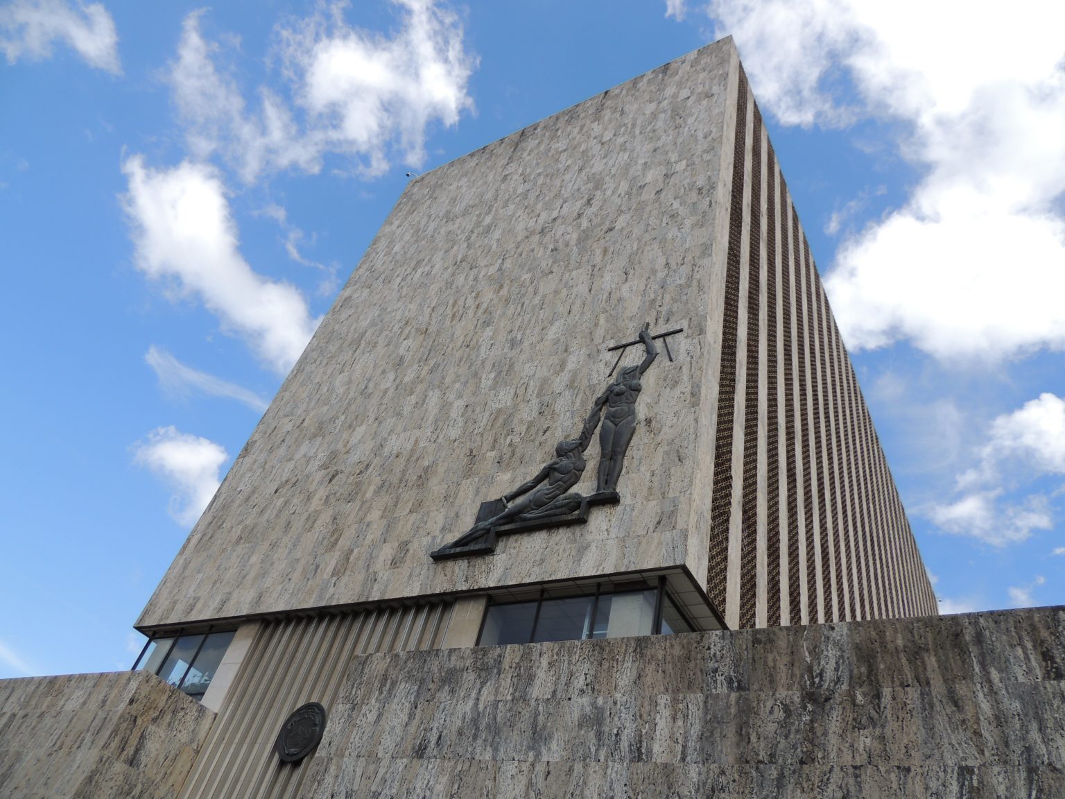Imagen principal del artículo: La “instrumentalización” del Poder Judicial: no se vale fregar con la justicia