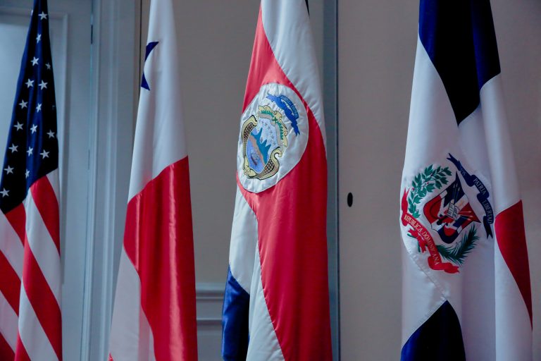 Alianza para el Desarrollo en Democracia establece asociación estratégica con Estados Unidos