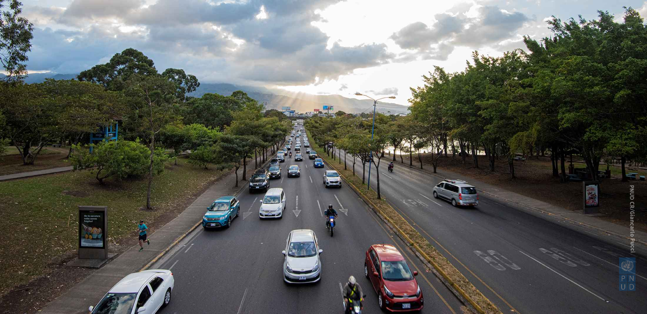 Imagen principal del artículo: Costos de operación de vehículo eléctrico pueden ser entre 3 y 5 veces menores