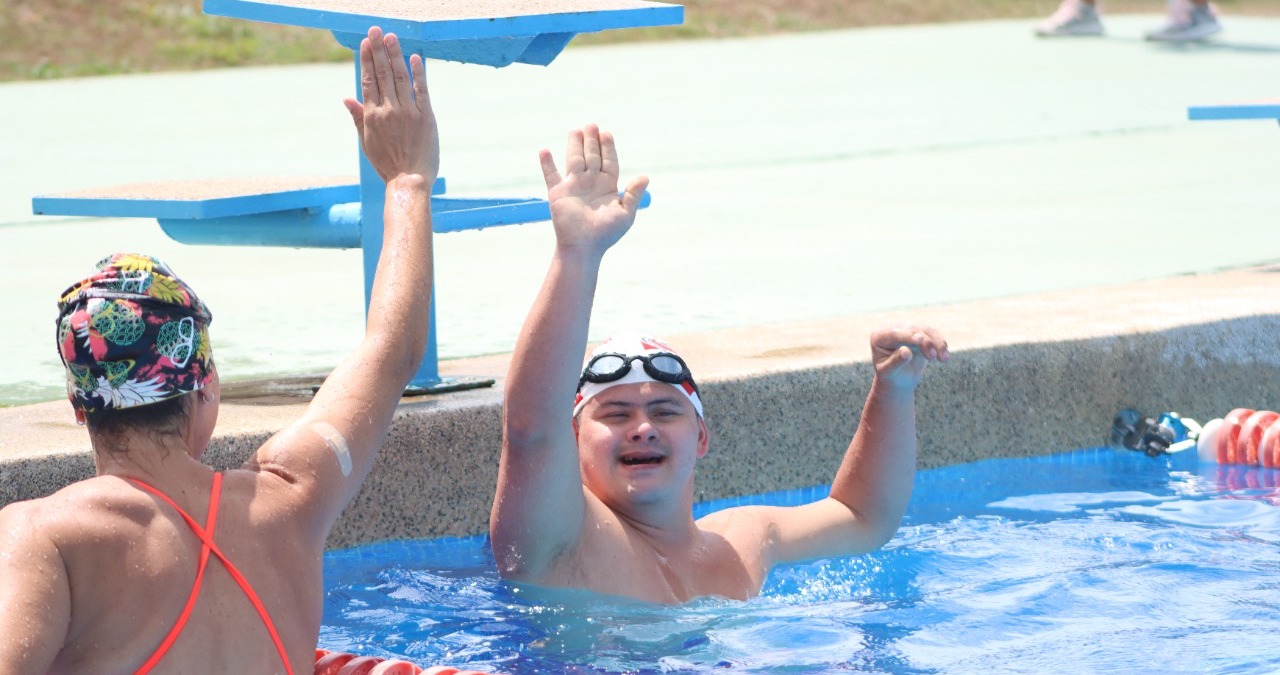 Imagen principal del artículo: Regresó el tradicional evento "Te Reto" de Olimpiadas Especiales: atletas mostraron sus habilidades a diversas personalidades