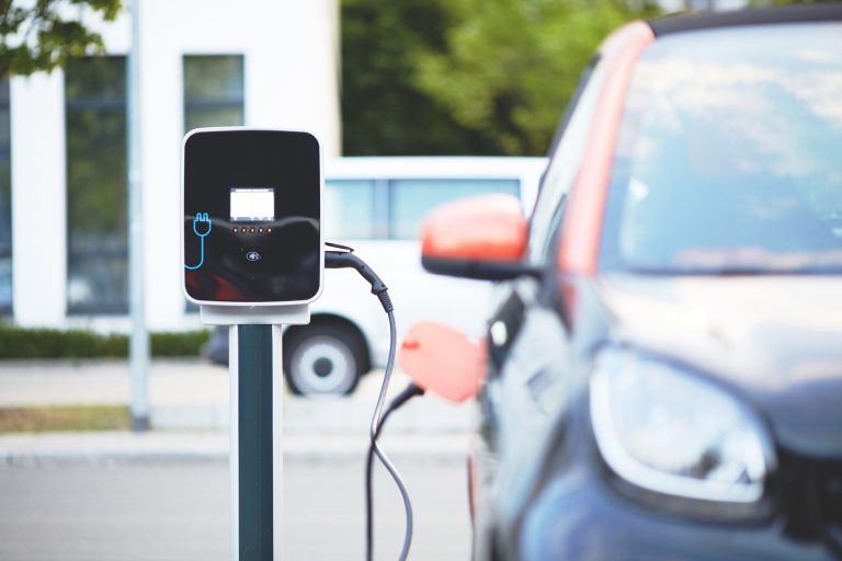 Con 38 votos a favor, Congreso aprueba ley que prorroga incentivos para compra de vehículos eléctricos