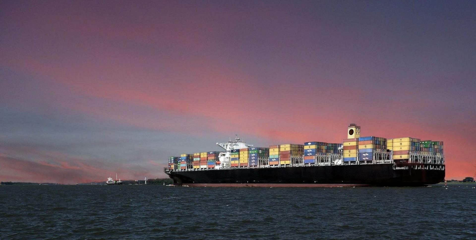 Imagen principal del artículo: Exportaciones de bienes sostienen crecimiento de doble dígito a febrero 2022