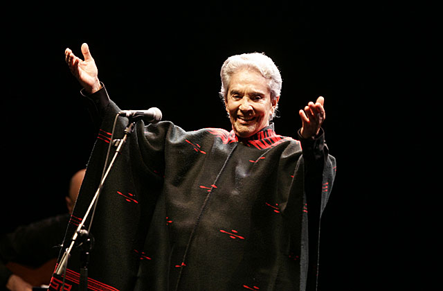 Comisión legislativa avala declarar benemérita de la patria a Chavela Vargas