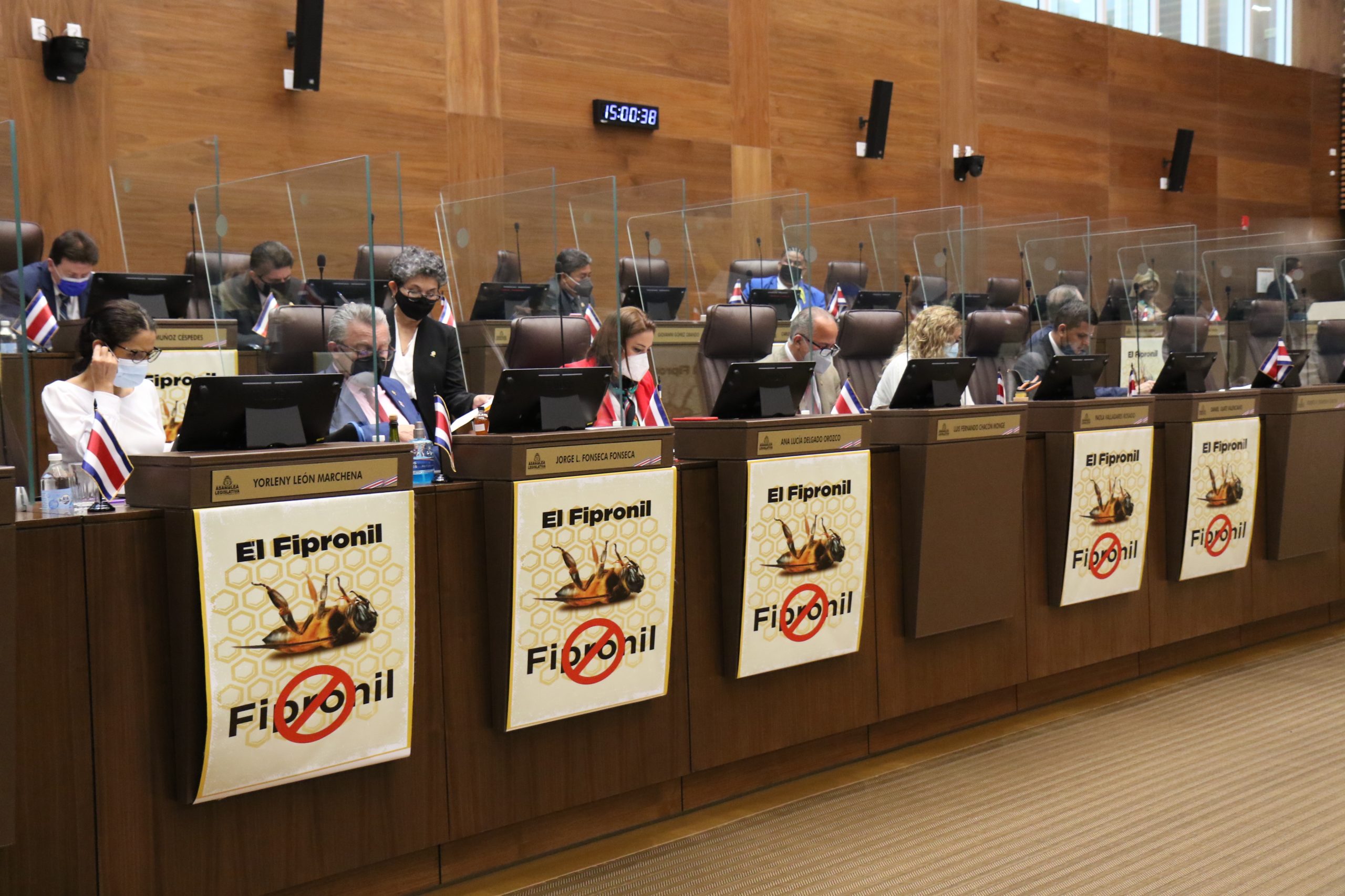 Imagen principal del artículo: Comisiones envían a Plenario reformas constitucionales sobre reelección de magistrados y eliminación de segunda vicepresidencia