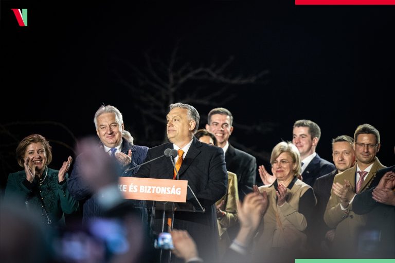 Orban asegura mandato en Hungría hasta el 2026