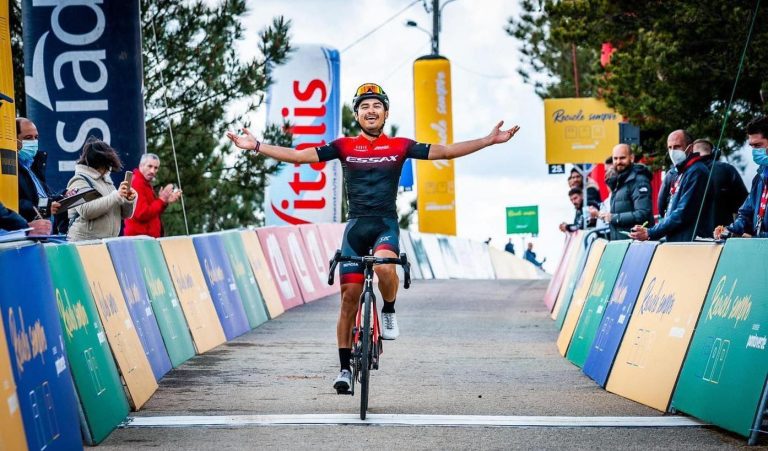 Histórico: el ciclista tico Gabriel Rojas se consagra campeón de la Vuelta a Portugal del Futuro 2022