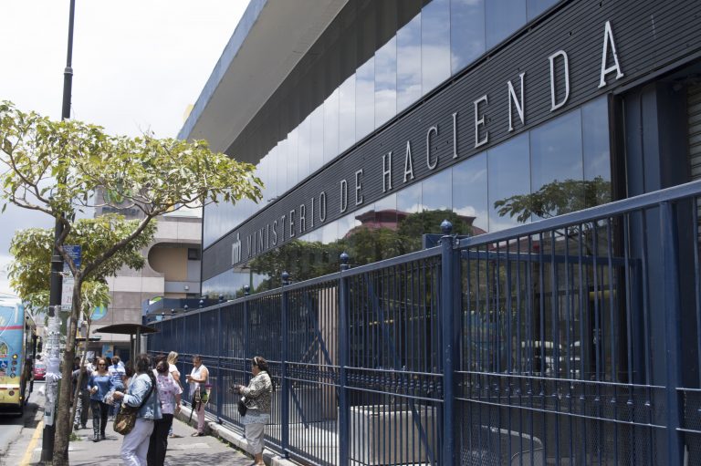 Hacienda depositará hoy pensiones con cargo al Presupuesto Nacional