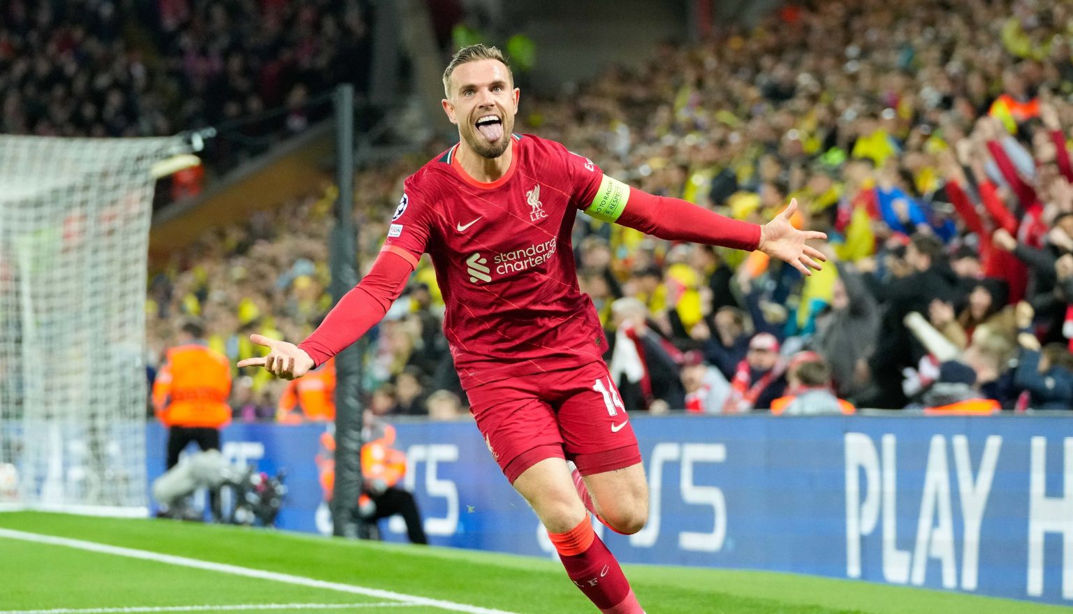Imagen principal del artículo: El Liverpool se impuso con autoridad ante el Villarreal y dio un paso hacia la final de la Champions League