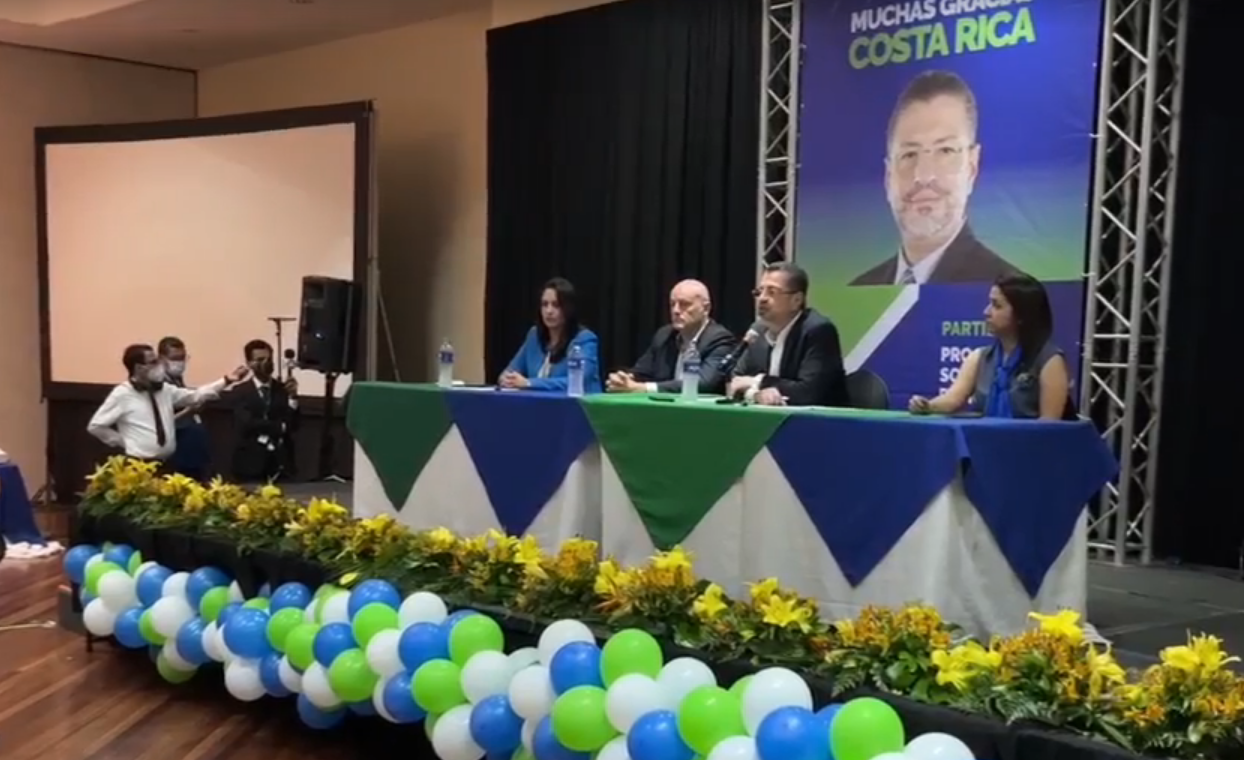 Imagen principal del artículo: Chaves nombrará embajador en Nicaragua: "¿Qué es eso de que estamos en relaciones diplomáticas pero no hay embajador?"