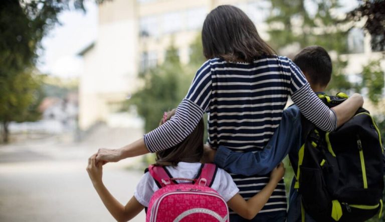 Cámara de Turismo pide no regresar feriado del Día de la Madre al 15 de agosto