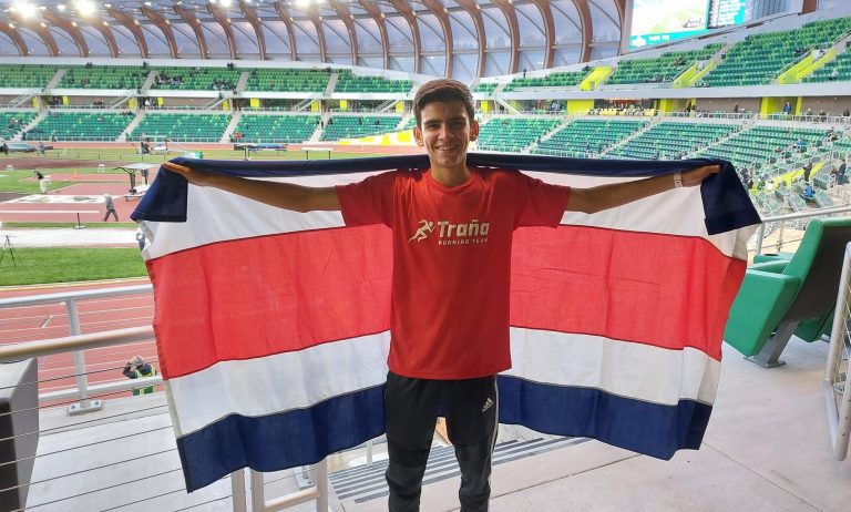 Paulo Gómez impone nuevo récord nacional y clasifica al Mundial U-20 de Atletismo