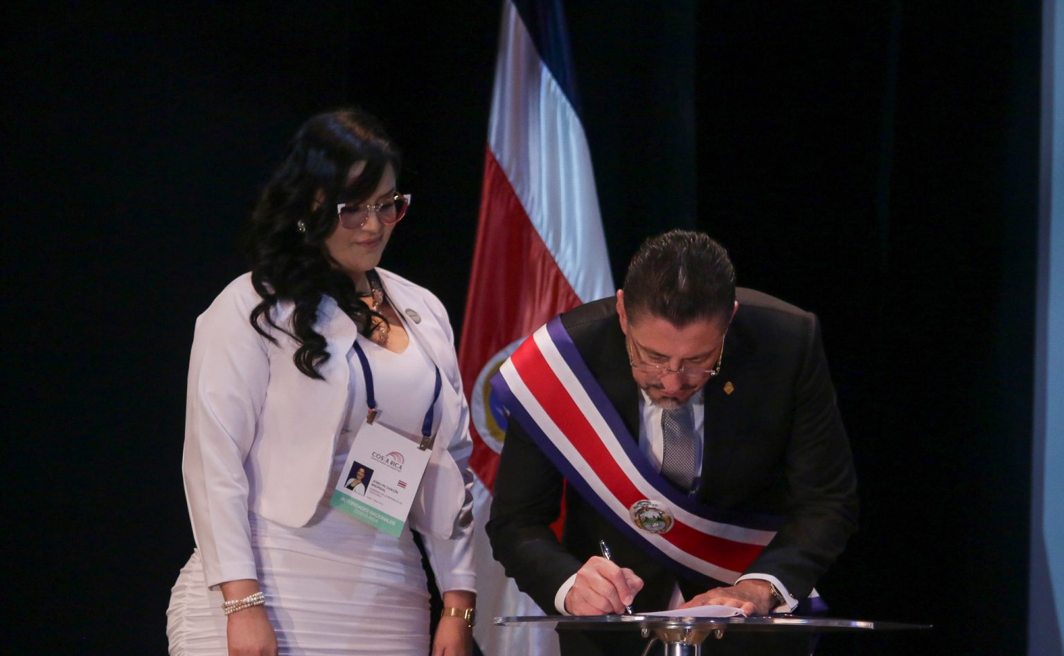 Imagen principal del artículo: Gobierno publica decreto para eliminar uso obligatorio de la mascarilla