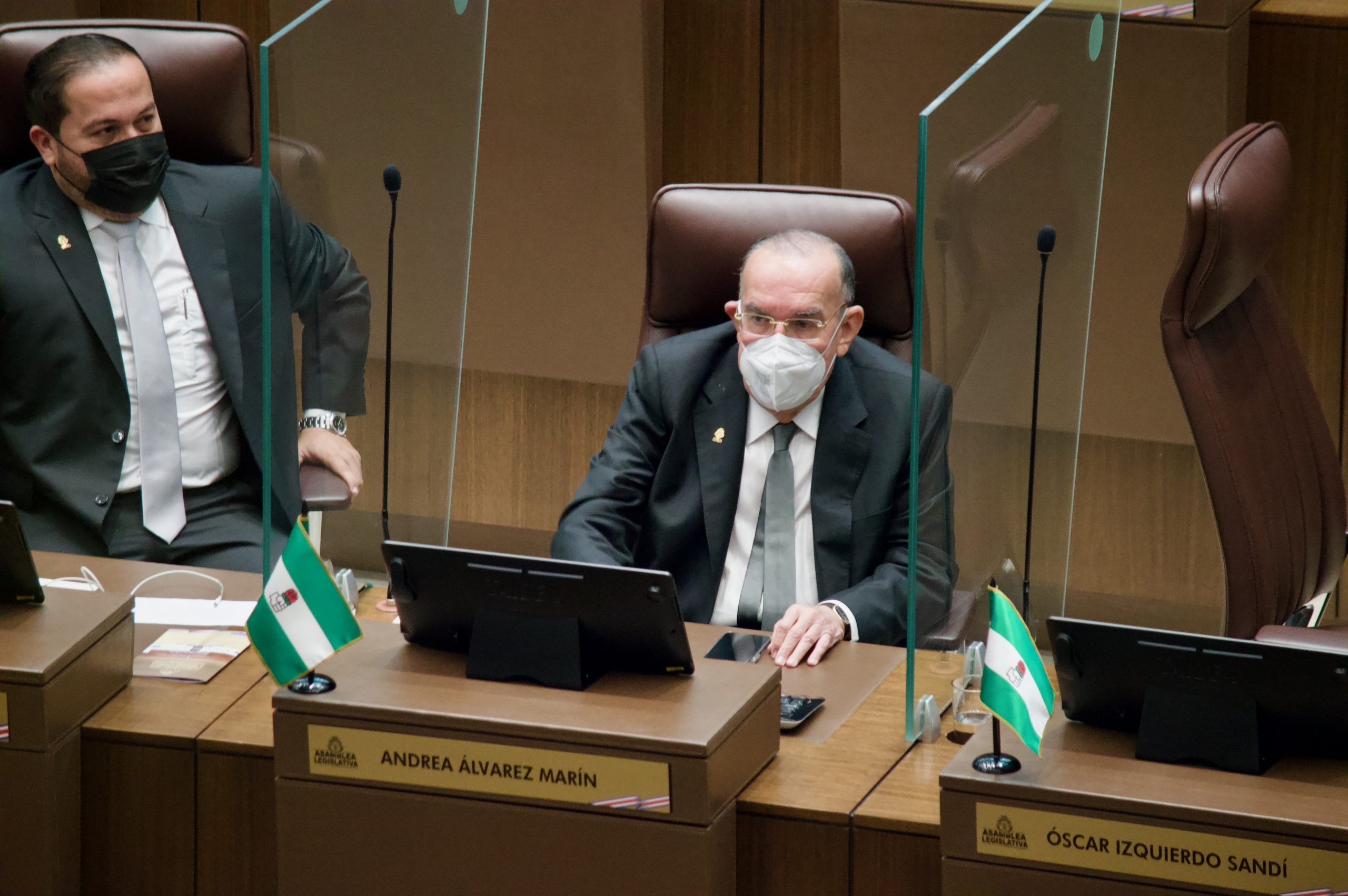 Imagen principal del artículo: Por primera vez en medio siglo, el oficialismo no controlará el Congreso en el primer año