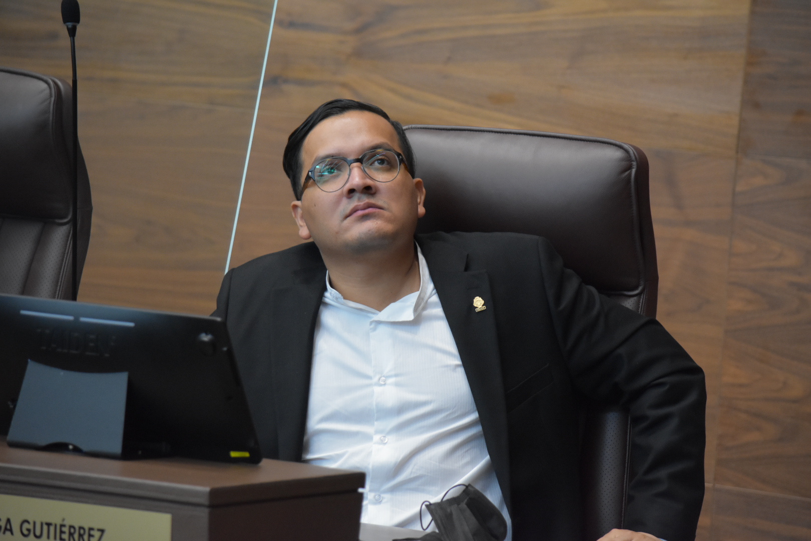 Imagen principal del artículo: Diputado del FA propone que el Lanamme fiscalice la infraestructura aeroportuaria del país