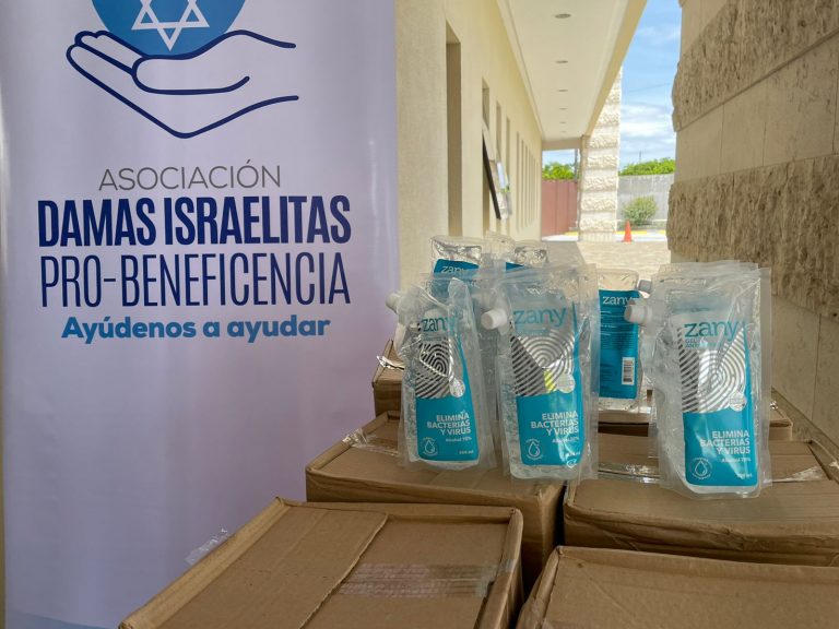 Organizaciones sociales reciben donación de 5.549 botellas de alcohol en gel