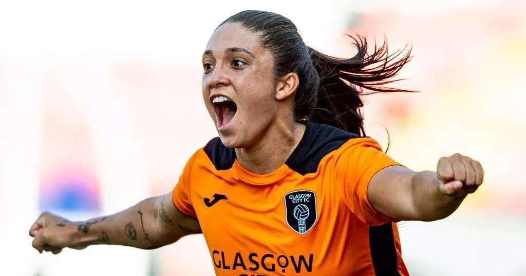 ¡Priscila Chinchilla fue elegida jugadora del año en Escocia! - Delfino.cr