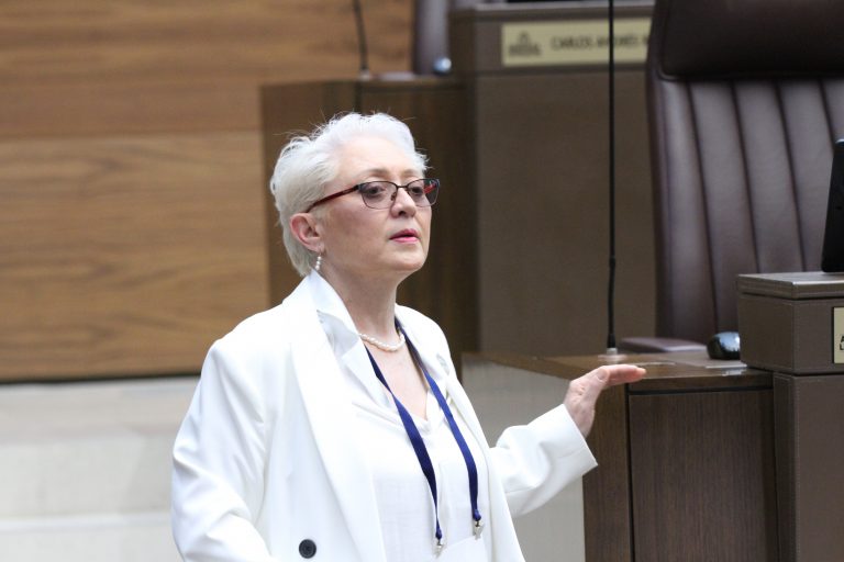 Asamblea va con todo sobre Caso Sinart