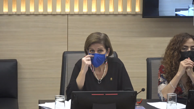 Gobierno abre diálogo en torno a proyecto 4x3