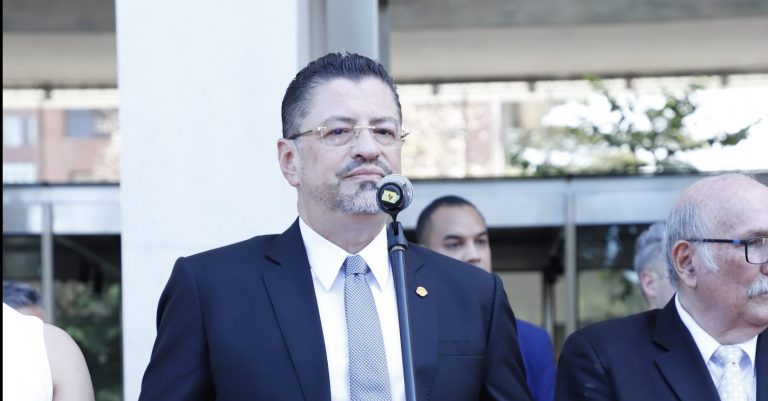 Presidente Chaves anuncia que MEP no continuará la cooperación con la República de Cuba