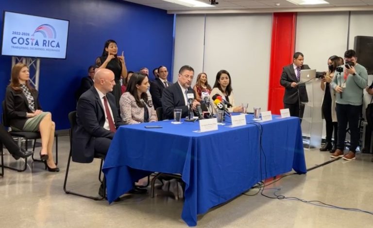 Chaves realiza último anuncio de conformación de su gabinete antes de recibir la banda presidencial