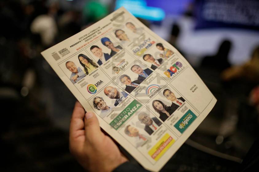 Imagen principal del artículo: Colombia entra en semana final para elegir nuevo presidente ¿Quiénes son los candidatos?