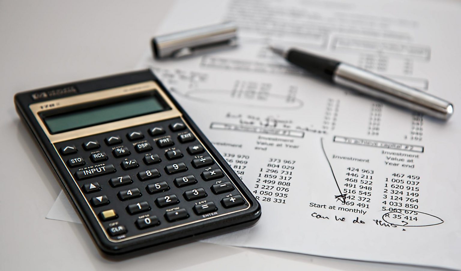 Imagen principal del artículo: Contrastes entre la contabilidad financiera y tributaria