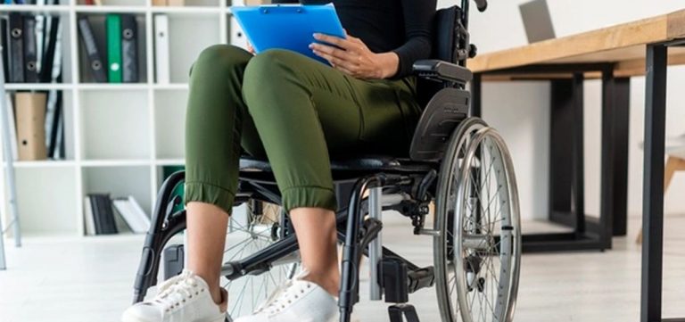 Especialistas urgen diagnóstico pronto para evitar avance de enfermedad en pacientes con esclerosis múltiple