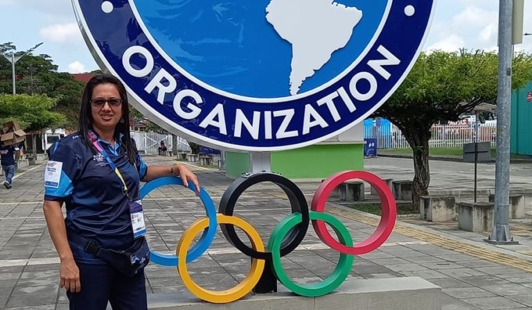 Directiva costarricense Yassiny Esquivel representará a Centroamérica ante la Federación Internacional de Halterofilia