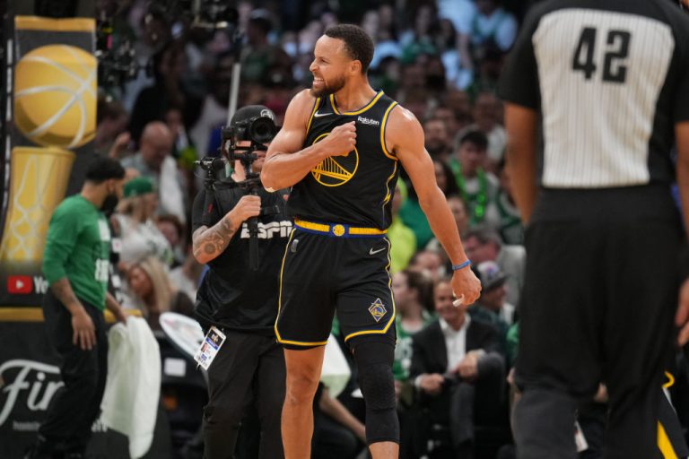 Golden State Warriors empata la serie de finales en NBA 2-2