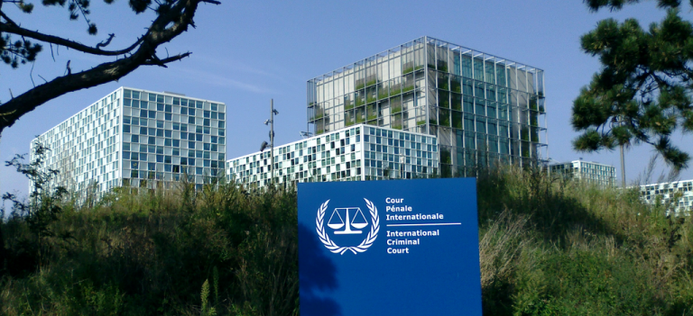 Servicio de Inteligencia de Holanda detiene espía ruso que pretendía pasantía en Tribunal de La Haya