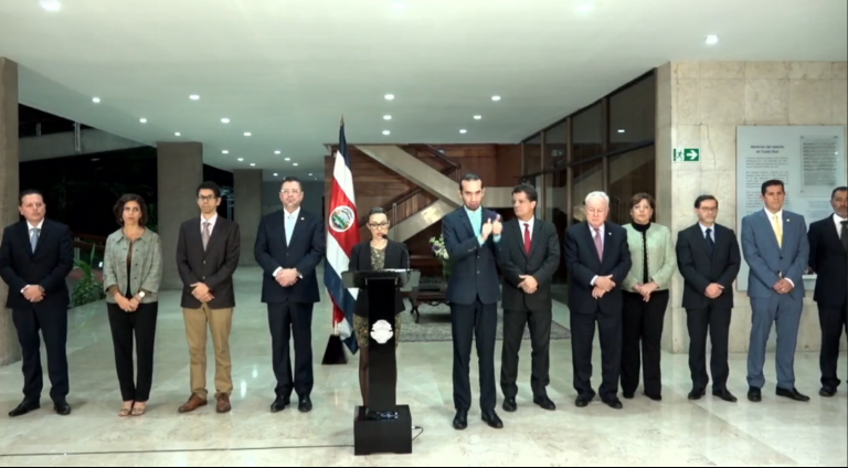 Gobierno buscará prorrogar cinco años más contrato de concesión de Puerto Caldera