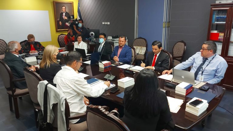 Consejo Superior de Educación acuerda cancelar aplicación de pruebas FARO