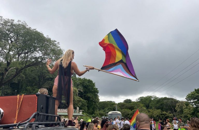 Nosara Pride: disputar el territorio bailando
