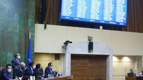 Imagen principal del artículo: Cámara de Diputados de Chile declara a cuatro organizaciones mapuche como terroristas