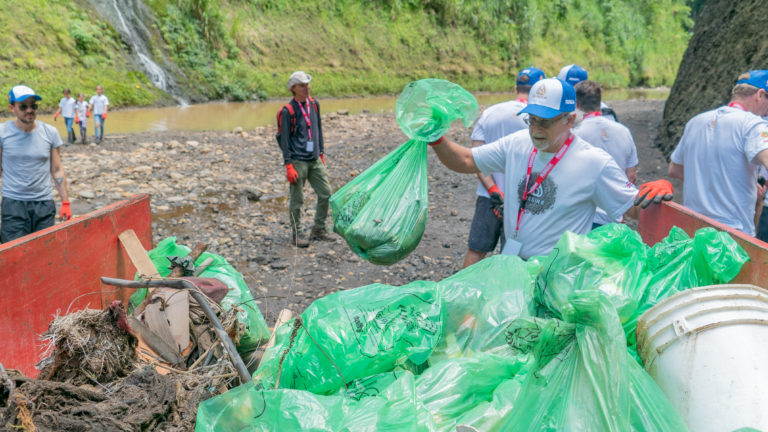 Alianza se plantea retirar 200 mil toneladas de plásticos trágicos en Costa Rica para 2030