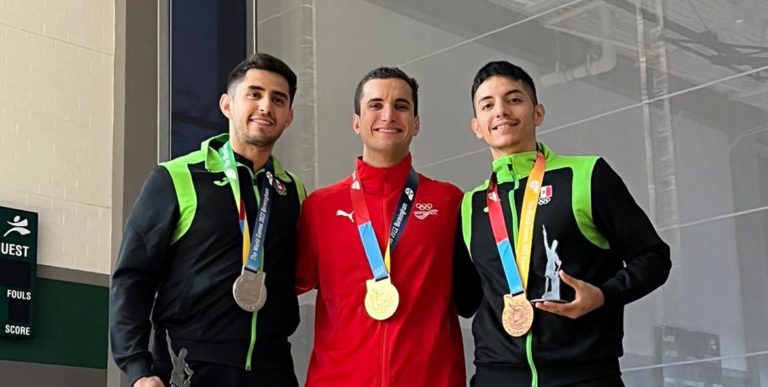 Raquetbolista tico Andrés Acuña gana medalla de oro en los Juegos Mundiales de Birmingham 2022