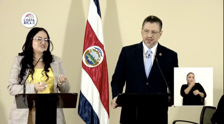 Por "nombramientos vencidos" en CNVE, Gobierno da por "finalizada" obligatoriedad de vacuna contra COVID-19